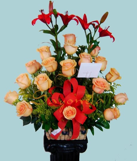 Rosas y Lirios